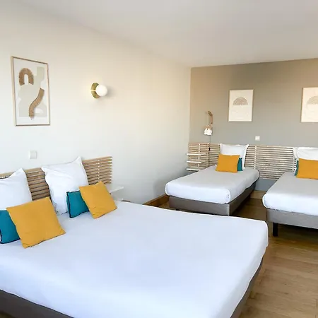 Victoria Garden Centre Aparthotel