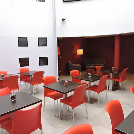 Victoria Garden Centre 3* Bordeaux