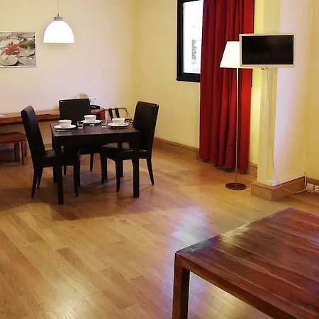 Aparthotel Victoria Garden Centre 3*
