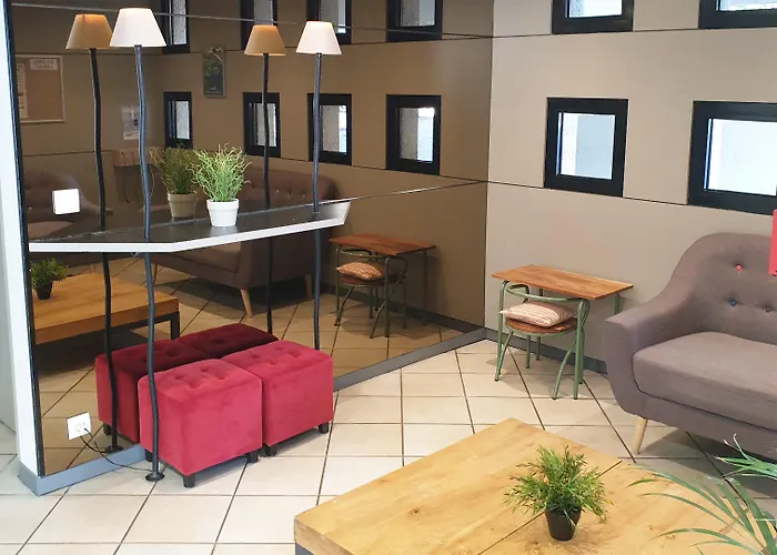 Hotel apartamentowy Victoria Garden Centre