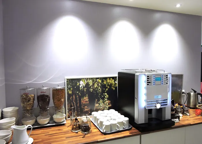 Victoria Garden Centre