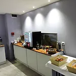 Victoria Garden Centre Apartmanhotel Bordeaux