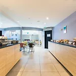 Apartmanhotel Victoria Garden Centre 3*