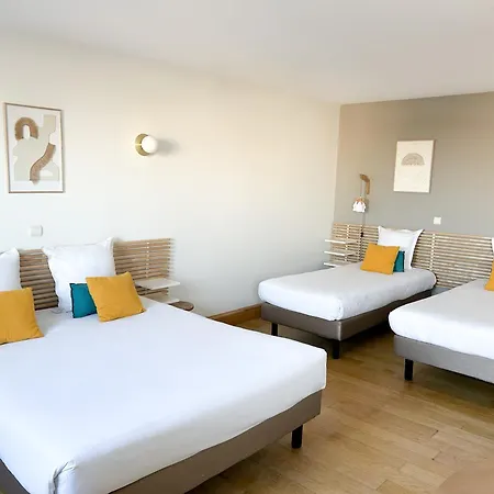 Victoria Garden Centre Aparthotel 3*